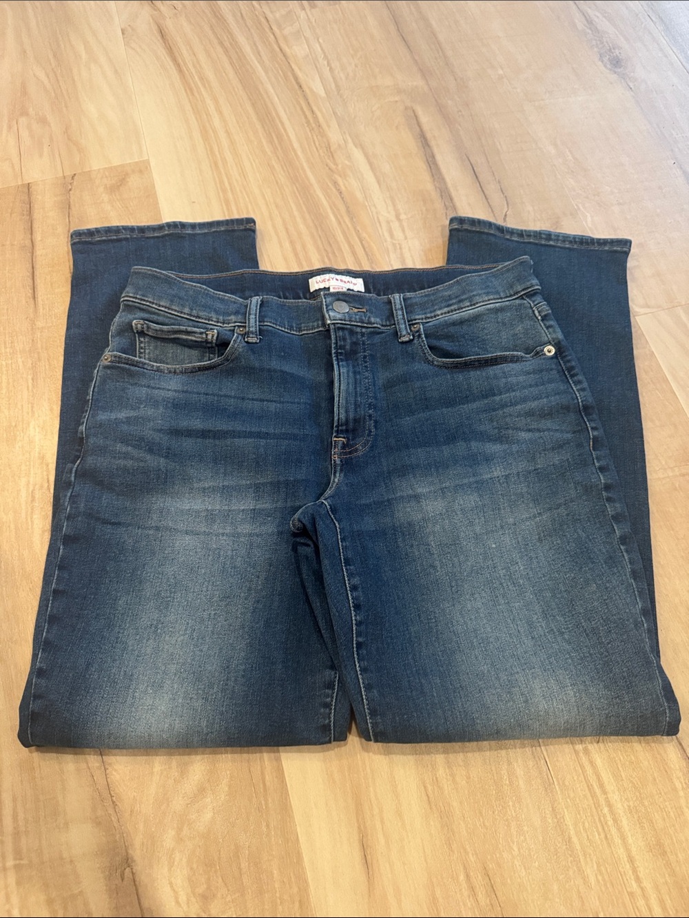 Lucky Brand Skinny Jeans in Dark Blue Wash